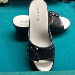 BARETRAPS BRITANY Wedge Slip-On Slide Sandals